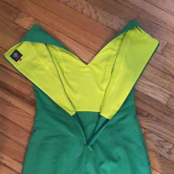 VINCE CAMUTO DRESS - Picture 6 of 8